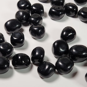 Natural Black Obsidian Tumble, Black Gemstone, Transformation Crystal, Manifestation Stone, Negativity Shield, Clarity Crystal, Obsidian Gem