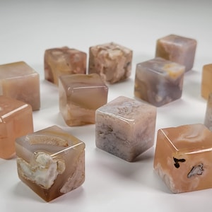 Cubi di agata floreale, cristallo di agata floreale, pietra preziosa di agata, cubi di cristallo curativo, cubi di agata, agata floreale, cubi di pietre preziose