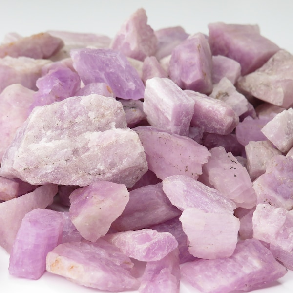 Kunzite Gemstone, Raw Kunzite chunks, Rough Kunzite pieces, communication, love, healing, energy, energy blockage