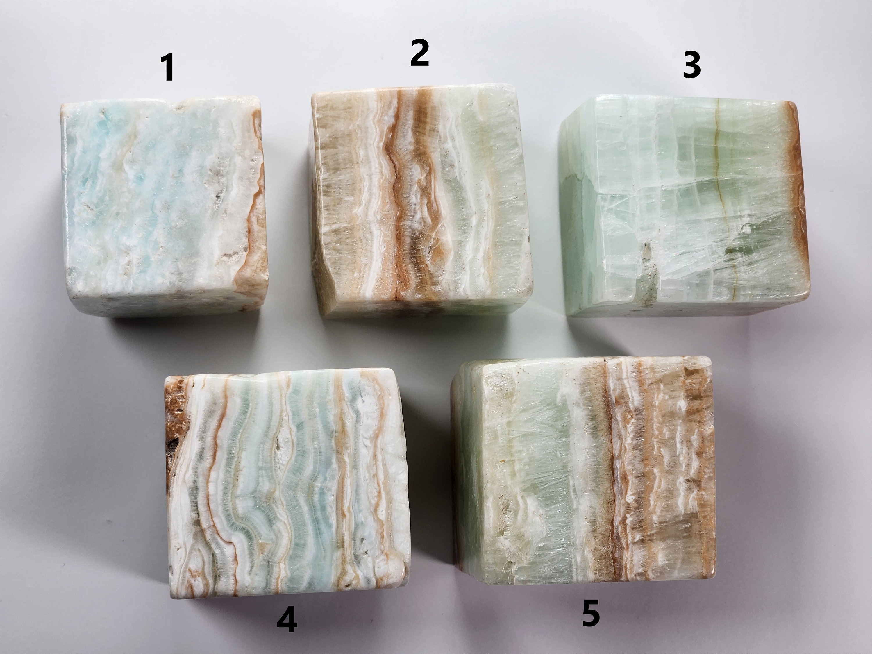 ピスタチオ方解石キューブ、大型カリブ方解石キューブ、クリスタル