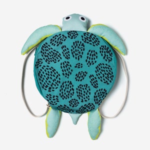 Kid Turtle waterproof backpack image 1