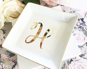 Jewelry Dish Monogram Jewelry Dish Ring Dish Monogram Dish Bridesmaid Ring Dish Bridesmaid Jewelry Dish (EB3180SM)