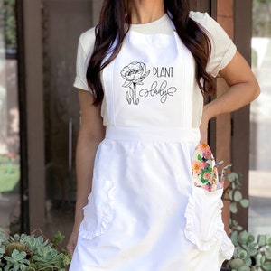 Plant Lady Gift Garden Aprons for Womens Grandma Gift Mom Gift Mothers Day Gift Garden Gift Apron with Pockets EB3353T plant lady