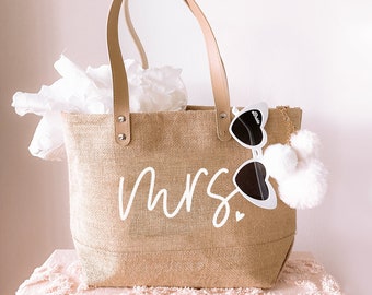 Mrs Straw Bag Bride Bag Bride Gift Bag Honeymoon Tote Bag Mrs Jute Bag Bridal Shower Gift (EB3330MRSH)