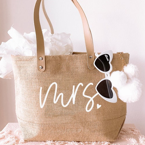 Mrs Straw Bag Bride Bag Bride Gift Bag Honeymoon Tote Bag Mrs Etsy