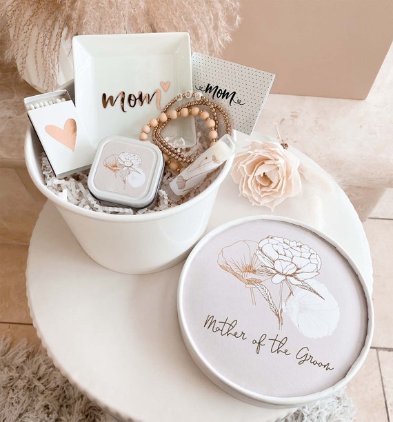 Gift ideas for bride from sale mother
