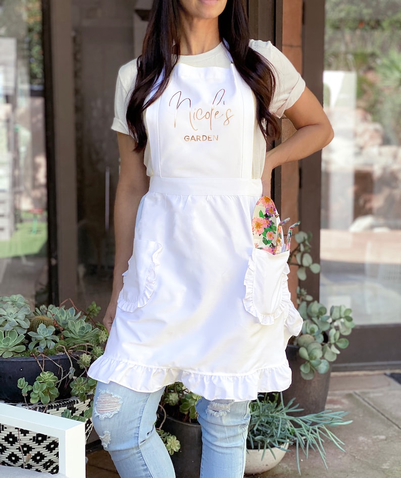 Personalized Apron for Women Aprons Personalized Custom Aprons for Womens Aprons Ruffled with Pockets Hostess Gift Ideas EB3353CT image 7