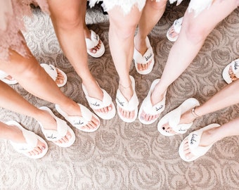 Custom Bridesmaid Flip Flops, Bulk Bridal Party Sandals, Beach Wedding Flip  Flops, Personalized Bride Tribe Gifts for Spa Bridal Shower -  Canada