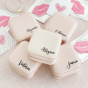 Galentines Day Gifts for Friends - Personalized Pink Jewelry Boxes for Women - Valentines Day Favors -  Travel Jewelry Case (EB3465P)