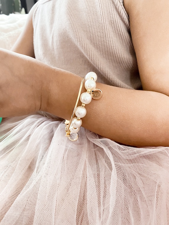 Childs pearl bracelet deals