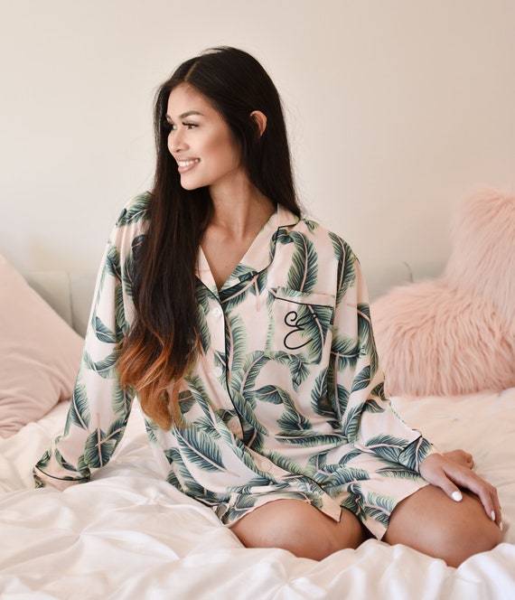 Palm Leaf Sleep Shirts - Monogram Pajamas for Women Sleep Shirts Tropical  Bridesmaid Shirts Pjs Pajamas Button Down Shirts (EB3391M)