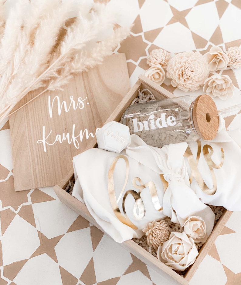 Bride Gift Box Personalized Keepsake Box for Bride Gift Bridal Shower Gift Box with Last Name EB3459P EMPTY image 2