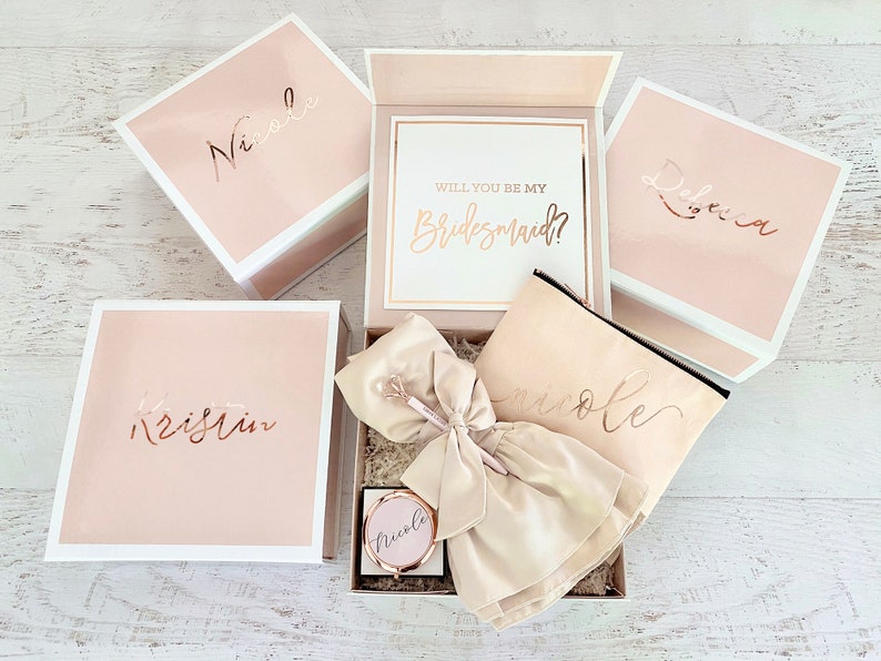 pink bridesmaid box