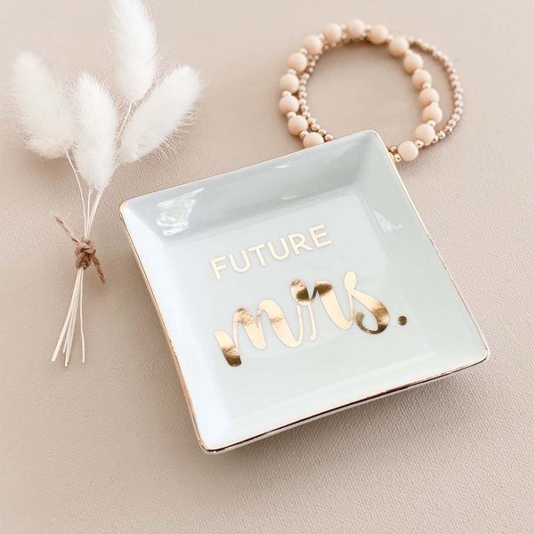 Future Mrs Ring Dish Holder Engagement Gift for Best Friend Engagement Present Bride Gift Newly Engaged Gift Bride to Be Gift (EB3180MRS)