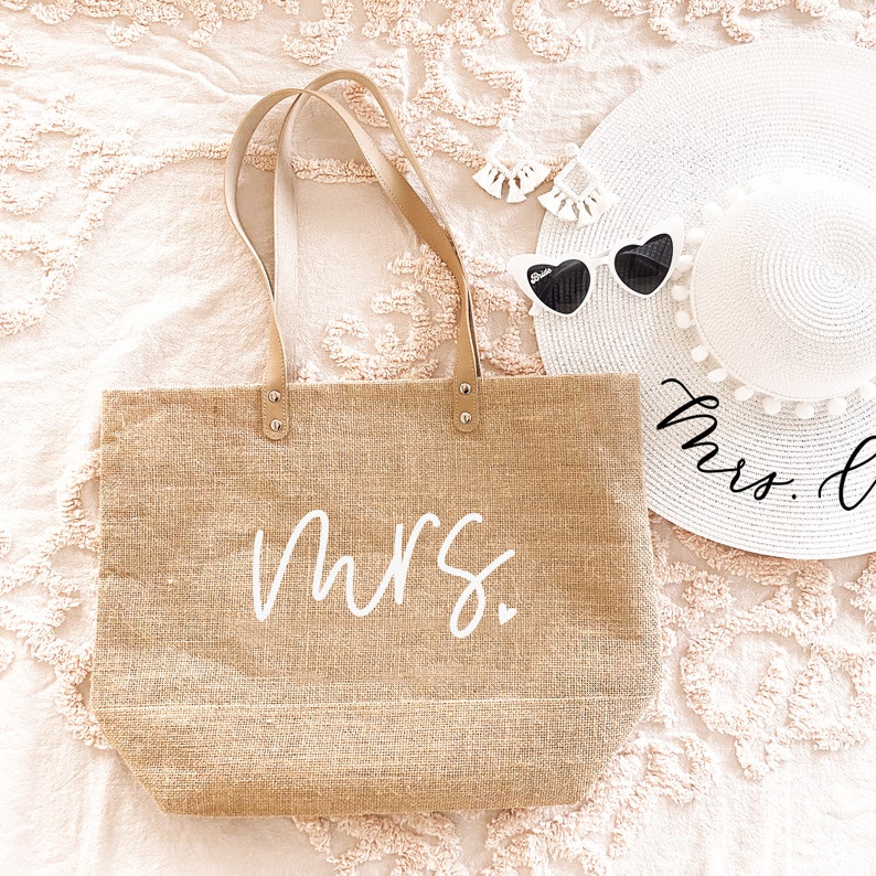 bride to be gift bag ideas