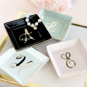 Personalized Ring Dish Personalized Bridesmaid Gifts Bridesmaid Jewelry Box Personalized Jewelry Dish Monogram Ring Dish  (EB3180SM)