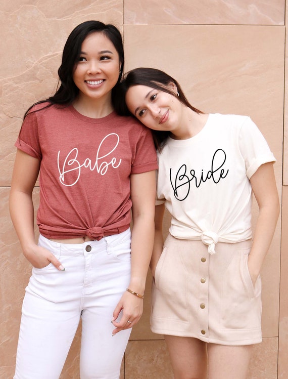 Womens Bride's Babes Shirt Bridesmaid Bachelorette Party T-Shirt Womens Bride's Babes Shirt Bridesmaid Bachelorette Party T-Shirt