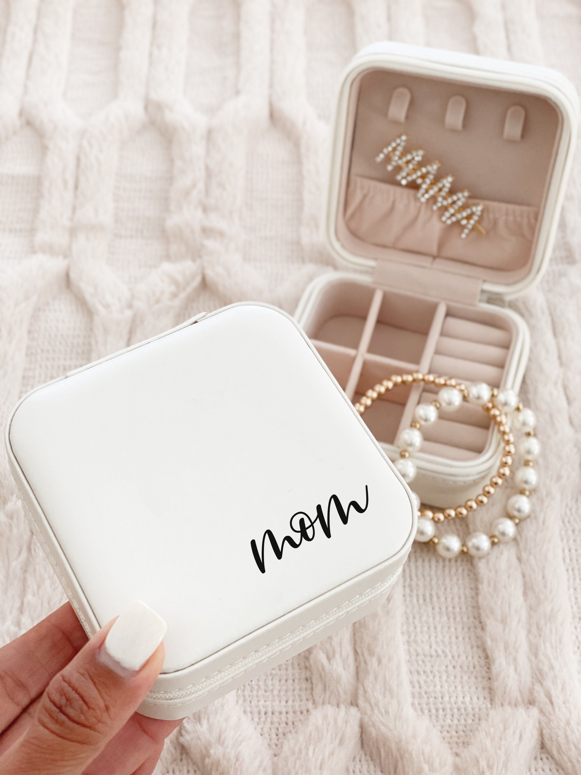 Personalized Jewelry Boxes Bridesmaid Jewelry Box Bridesmaid Gift Maid of  Honor Personalized Gift for Women Travel Jewelry Case EB3465P 