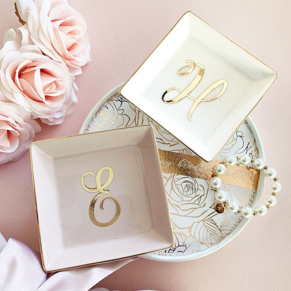 Monogram Jewelry Dish Personalized Ring Dish Monogram Bridesmaid Gift Bridesmaid Jewelry Dish Personalized Gifts for Women (EB3180SM)