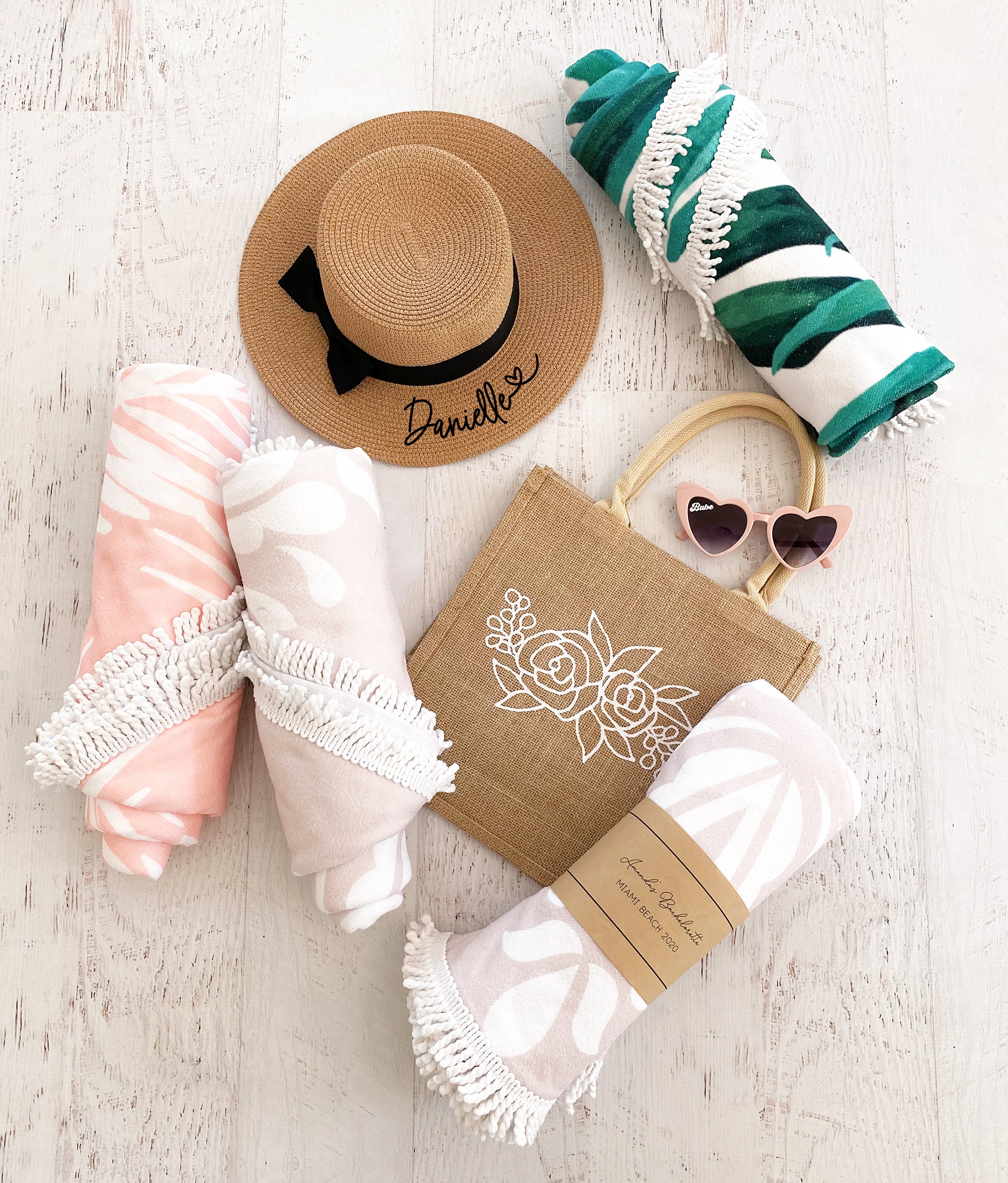 Beach Bachelorette Party Gifts Pink Tropical Bachelorette Party Favors Personalized Beach Towel Pink Round Towel (EB3327TPPP)