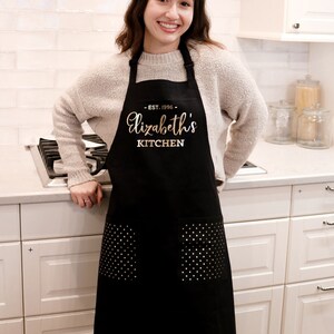 Personalized Apron for Womens Aprons Personalized Custom Aprons for Women Aprons with Pockets Hostess Gift Ideas Baking Gifts EB3242CTW image 3