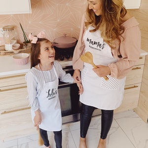 Matching Mommy and Me Aprons Mother Daughter Gift Idea Personalized Baking Aprons Mothers Day Gift from Daughter (EB3484MND)