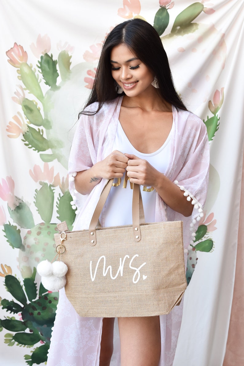 Mrs Straw Bag Bride Bag Bride Gift Bag Honeymoon Tote Bag Mrs Etsy