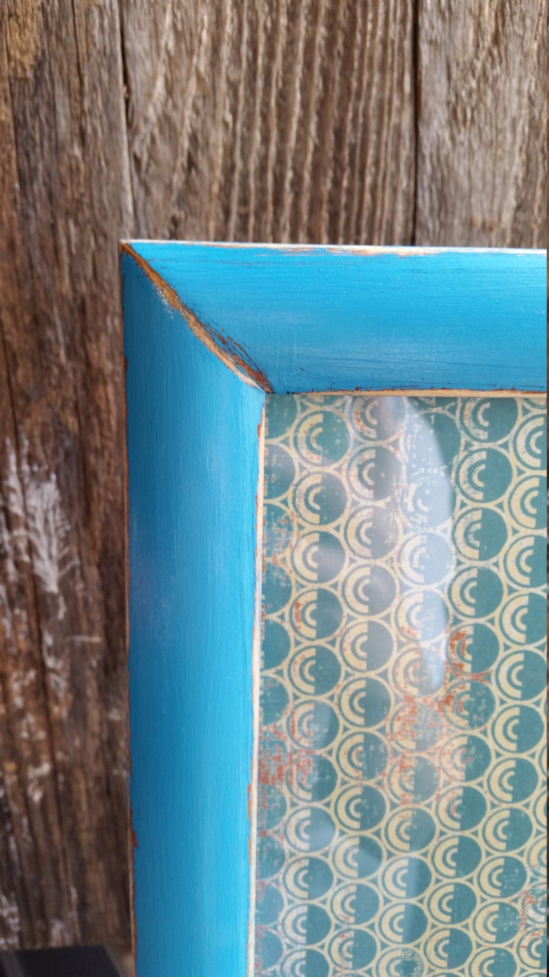 Turquoise 8x10 Distressed Frame image 4