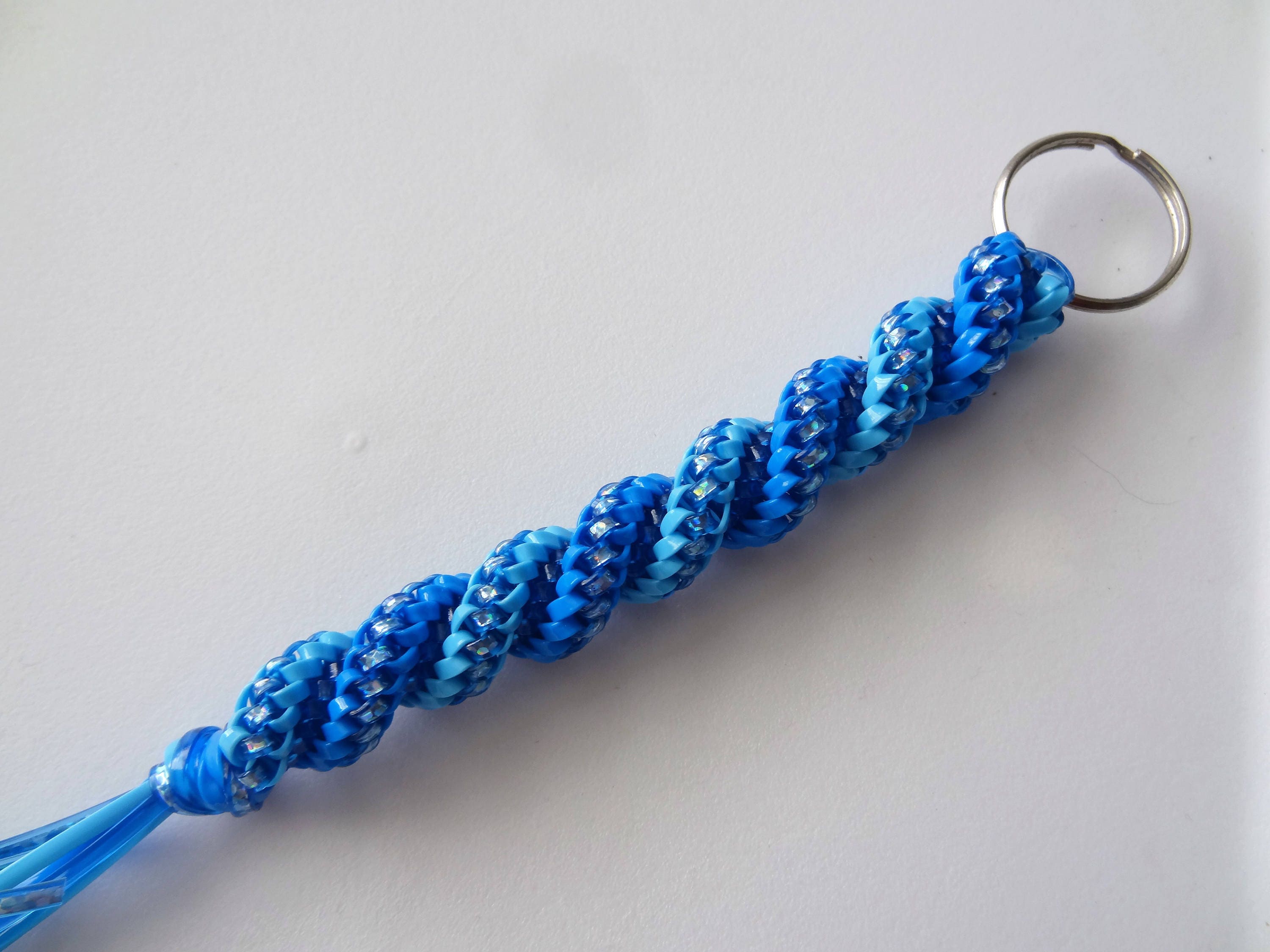 4 String Plastic Lace Keychain