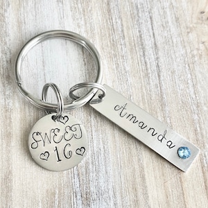 Filles 16e anniversaire, Sweet 16 Keychain, Sweet Sixteenth Birthday Gift, Personalized Sweet 16 Keychain,Sweet 16 Cadeaux,Sweet 16 Birthday,
