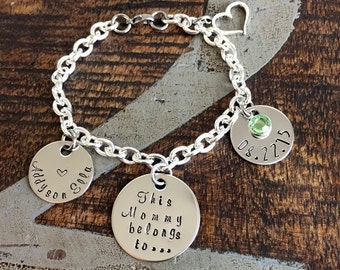 This Mommy belongs to Bracelet Mommy Gift Push Present New Mom Gift Handstamped Bracelet Mothers Day Gift Mom Jewelry Charm Bracelet