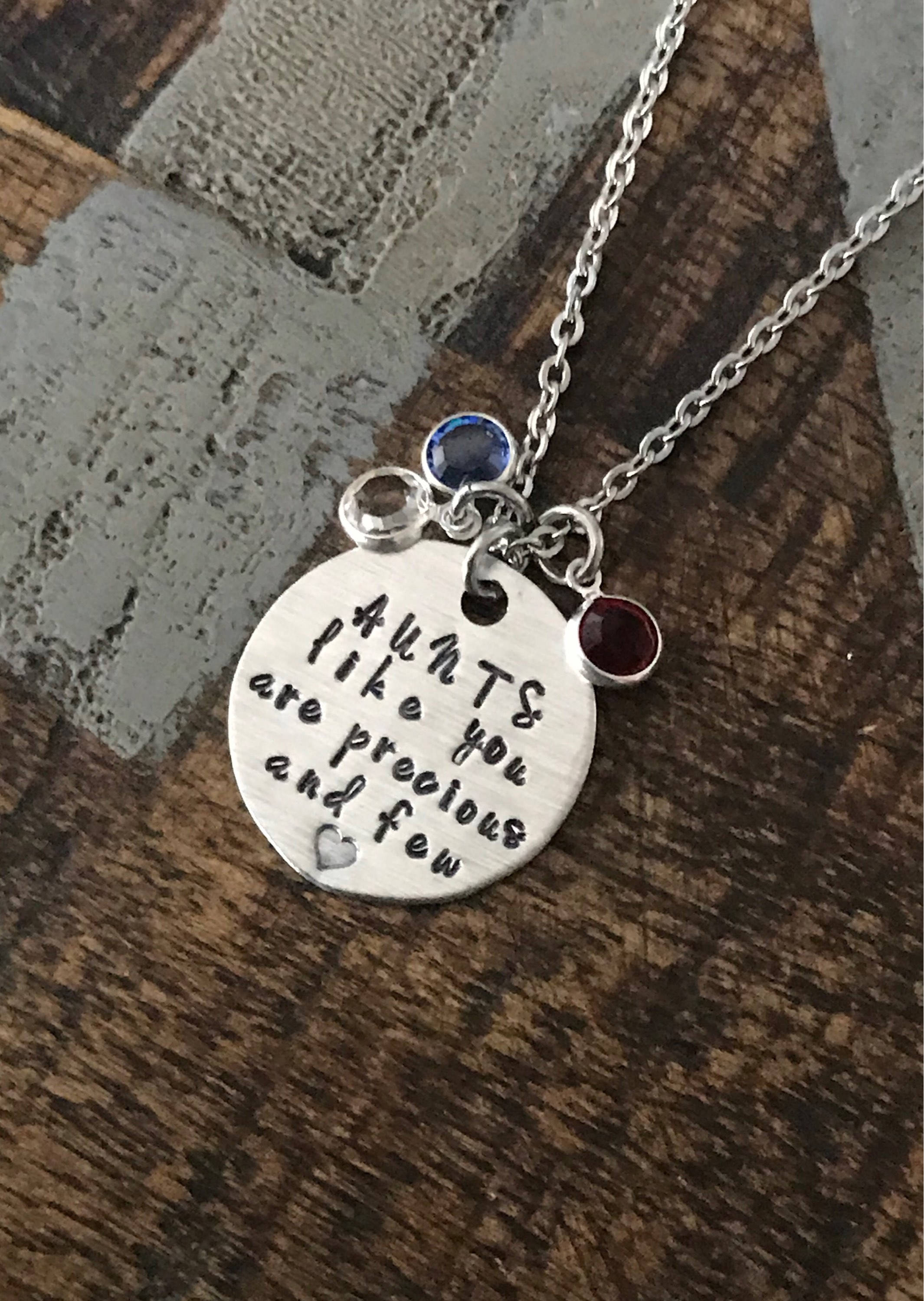 personalized jewelry for aunts