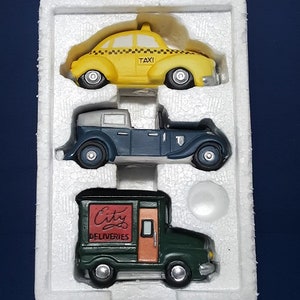 Departmentt 56 "Automobiles" - Set/3 - CIhristmas In The City Accessories - Retired