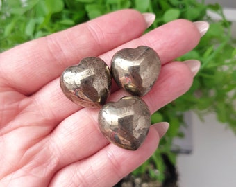 Pyrite Hearts, Fools Gold, Heart Carvings, Crystal Healing, Gift for Her, Meditation Tool, Small Crystals, Manifestation Crystals