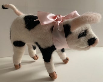 Handmade Needle Felted Sculpture of Piggy, Gift, Decoration, Collectible Display