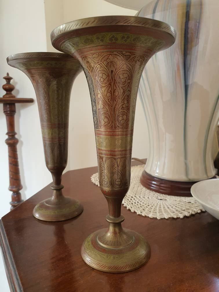 Paire De vases Indiens