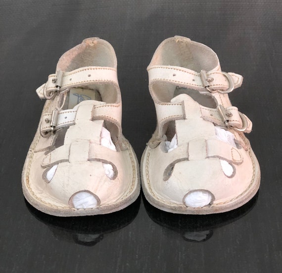 baby sandals size 3