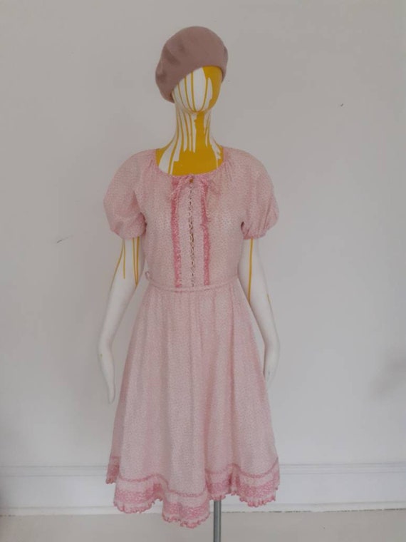 Cotton floral 70s dress