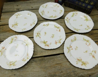 Antique Limoges France Superieur Plates Set of 4 Rare 1910s Arts and Crafts Motif Green Yellow Daisy on White Porcelain Dessert Plates