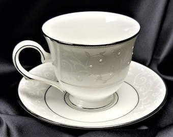 Lenox - Classic Collections - Opal Innocence - Porcelain Footed Cups and Saucers - Set of 6 - Vintage