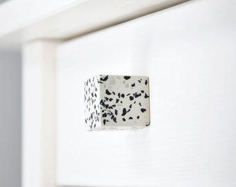 Pomo cuadrado de terrazo para armario: tirador para habitación infantil en blanco y negro (PRECIO POR UNIDAD)