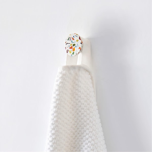 Terrazzo väggkrok, återvunnet glas, modern minimalistisk design (pris per enhet)