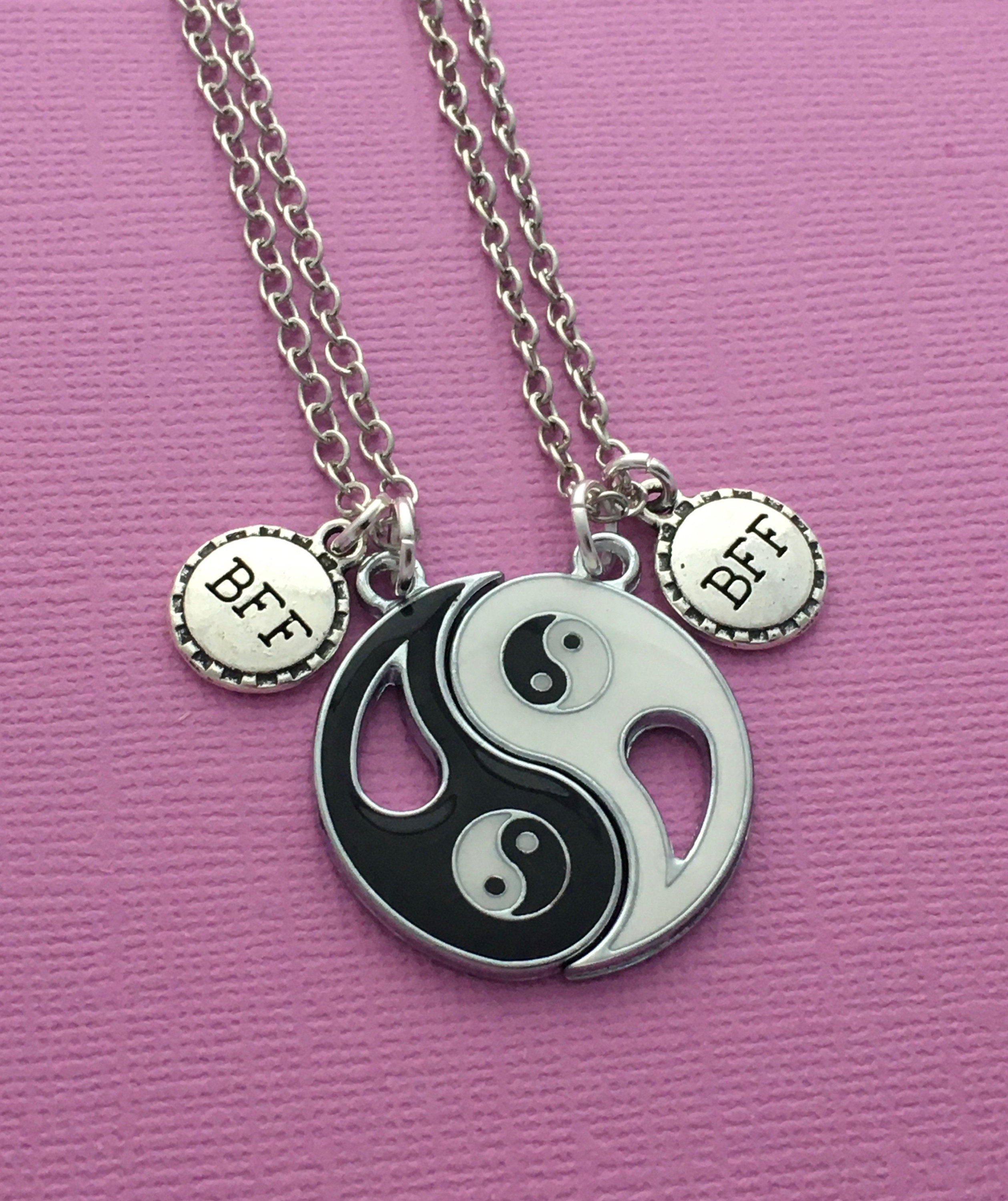 2 Friends Necklaces Ying Yang Necklace Set Bff Necklaces Etsy Uk 