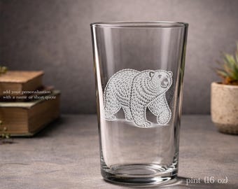 Arctic Polar Bear Glass | Personalized Wildlife Gift, Engraved Whiskey Wine Beer Drinkware for Nature Lover Alaska Memory