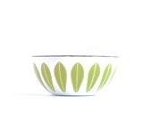 Near Mint Small 4 quot Cathrineholm Norway Small Green on White Enamel Bowl, Vintage Mid-century Modern Scandinavian Design Christmas Decoration