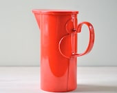 SALE Vintage Dansk Denmark Tomato Red Plastic Lidded Water Pitcher w/ Clover Handle by Gunnar Cyren, 1970s, Scandinavian Mid-century Modern