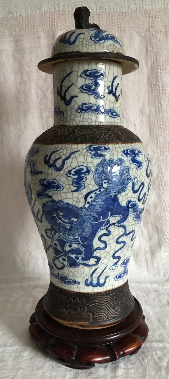 19 世紀中国の青白ひび割れ模様の花瓶 - Etsy 日本
