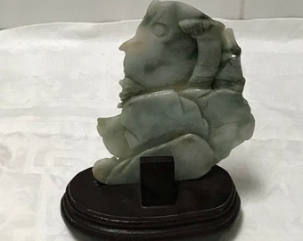 木製の台座が付いた美しい古い翡翠の魚の像 - Etsy 日本