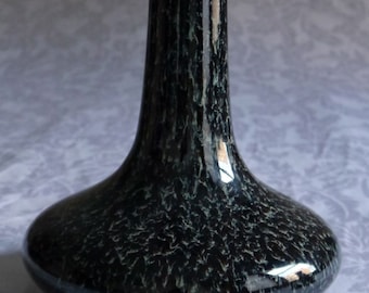 Chinese Vintage Monochrome Crackle Vase