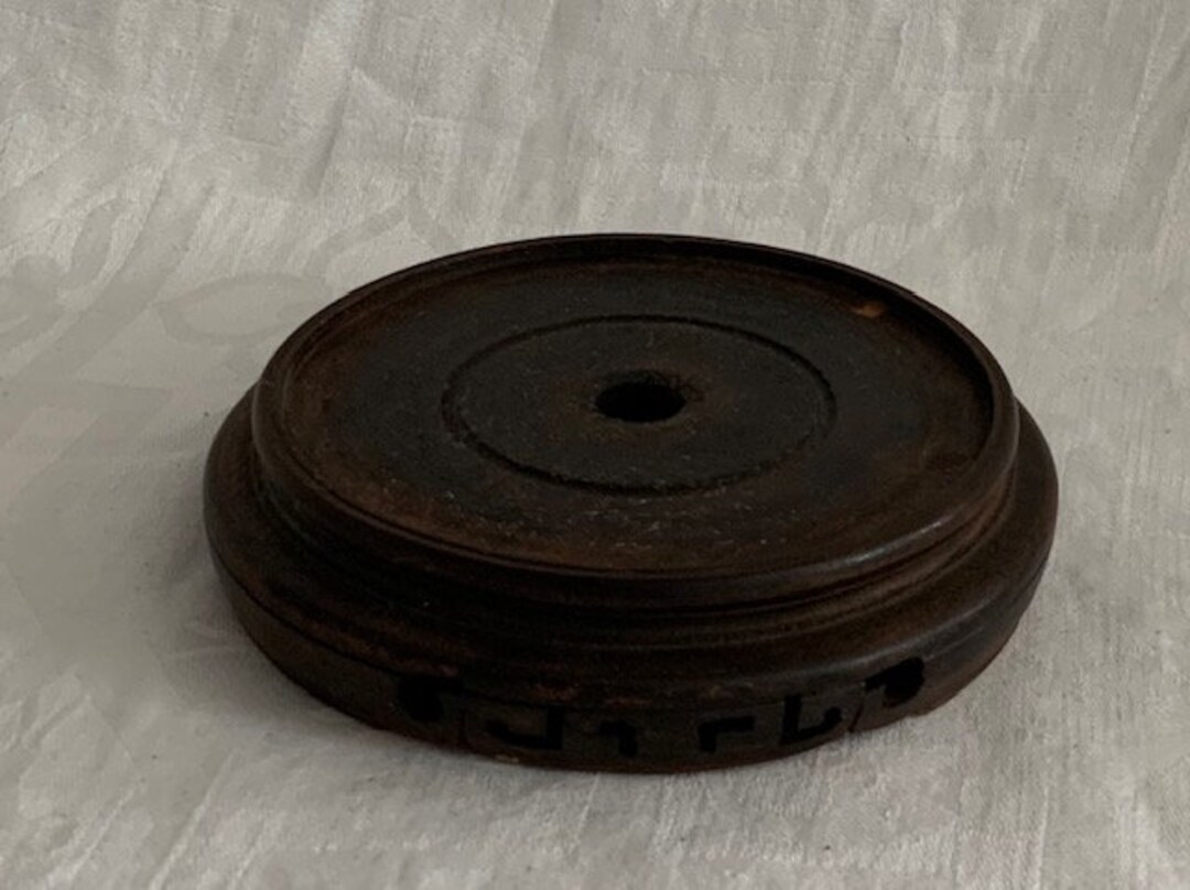 Fine and Genuine Hardwood Chinese Antique Carved Wood Stand for Vase or